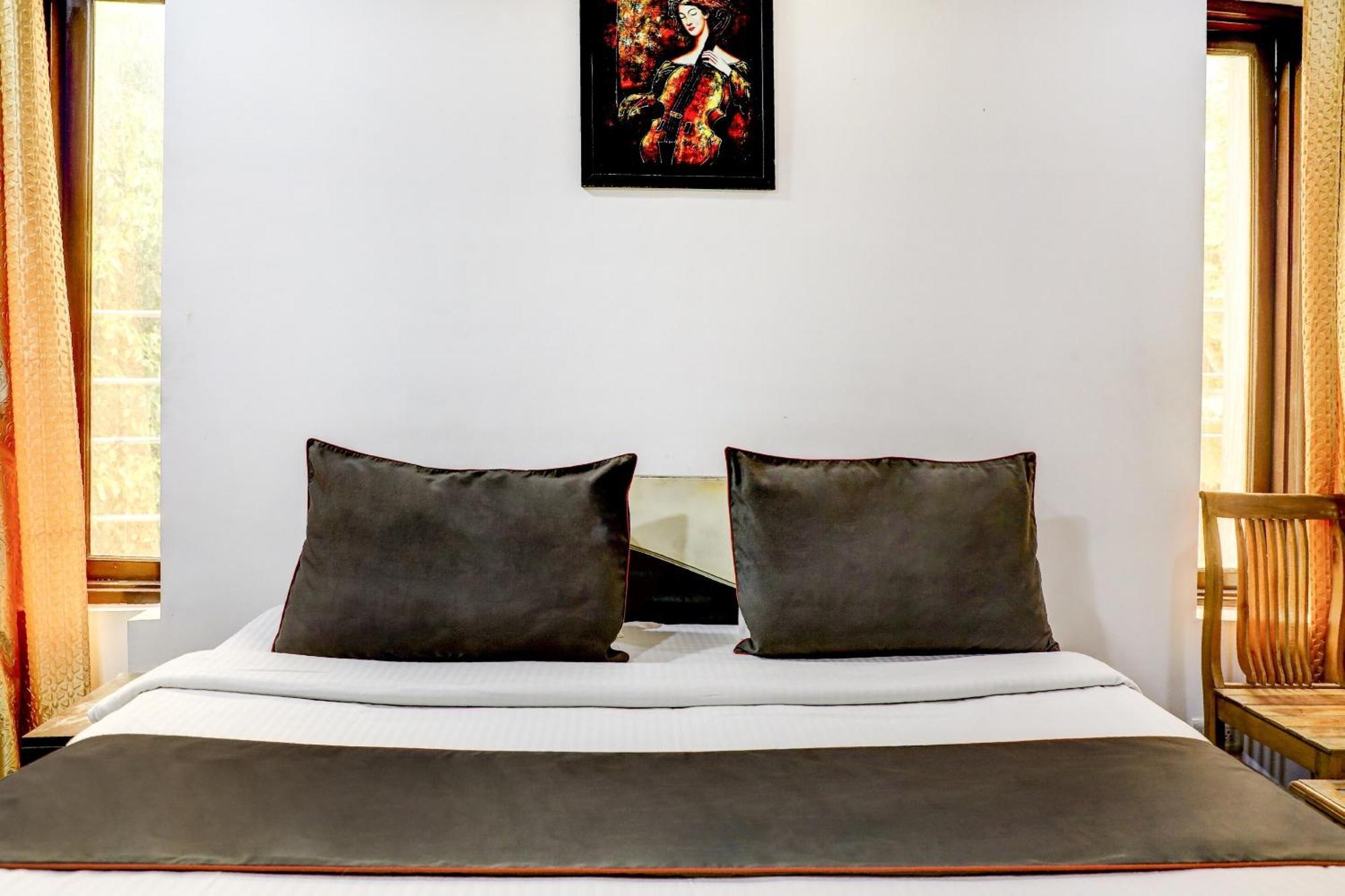 Collection O R S Near Lotus Temple New Delhi